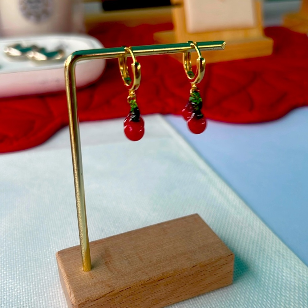 Cherry Mini Hoops